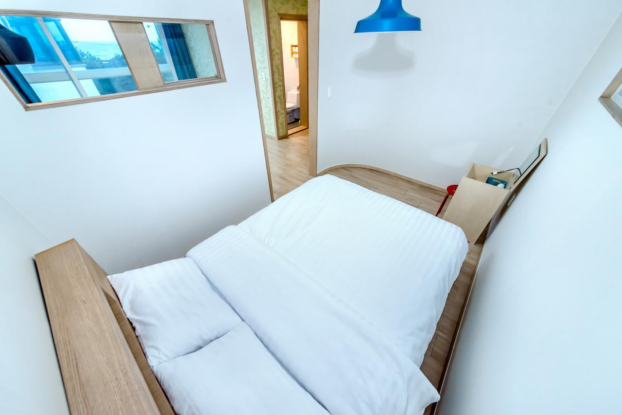 Jeju Hada Pension Согвипхо Экстерьер фото